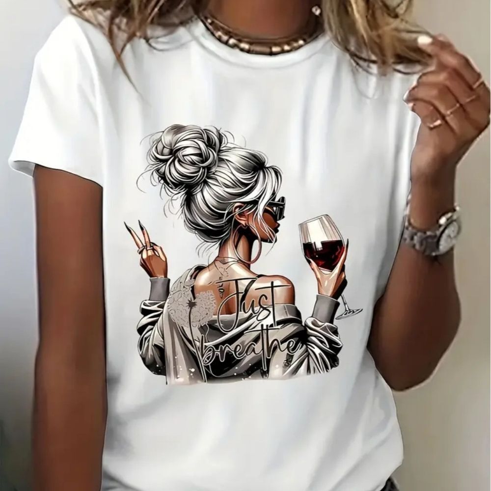 Chic Women's Graphic Tee - White